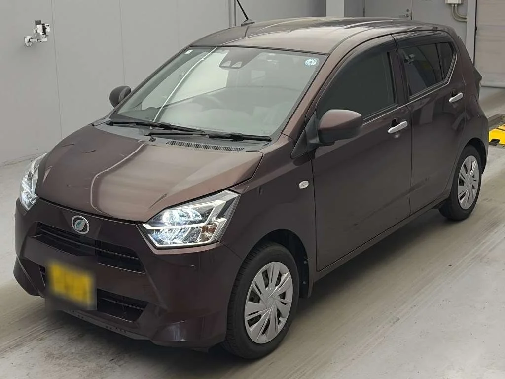 Daihatsu Mira e:S LA350S 2021